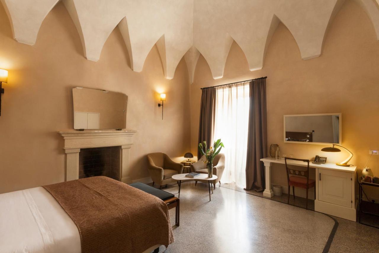 Palazzo Maresgallo Suites & Spa Lecce Luaran gambar
